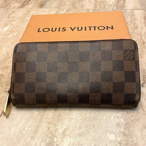 Louis Vuitton Vintage Damier Zippy Long Wallet - Rank A - Picture 1 of 9